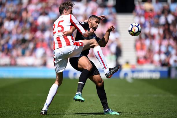 年轻才俊 年轻才俊